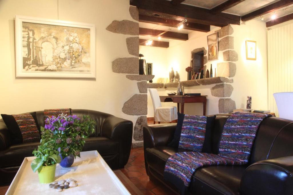 Bed and Breakfast La Belle Epoque Sansac-de-Marmiesse Zimmer foto